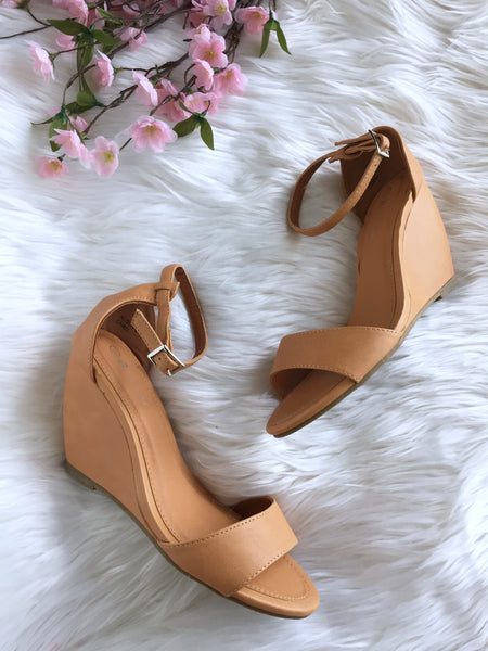 サンダル・ミュール ALISON WEDGES Photo_Jul_26_6_16_23_PM_grande